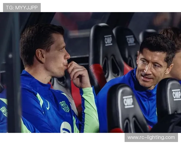 罗马诺：莱万的劝说对于什琴斯尼复出加盟巴萨至关重要